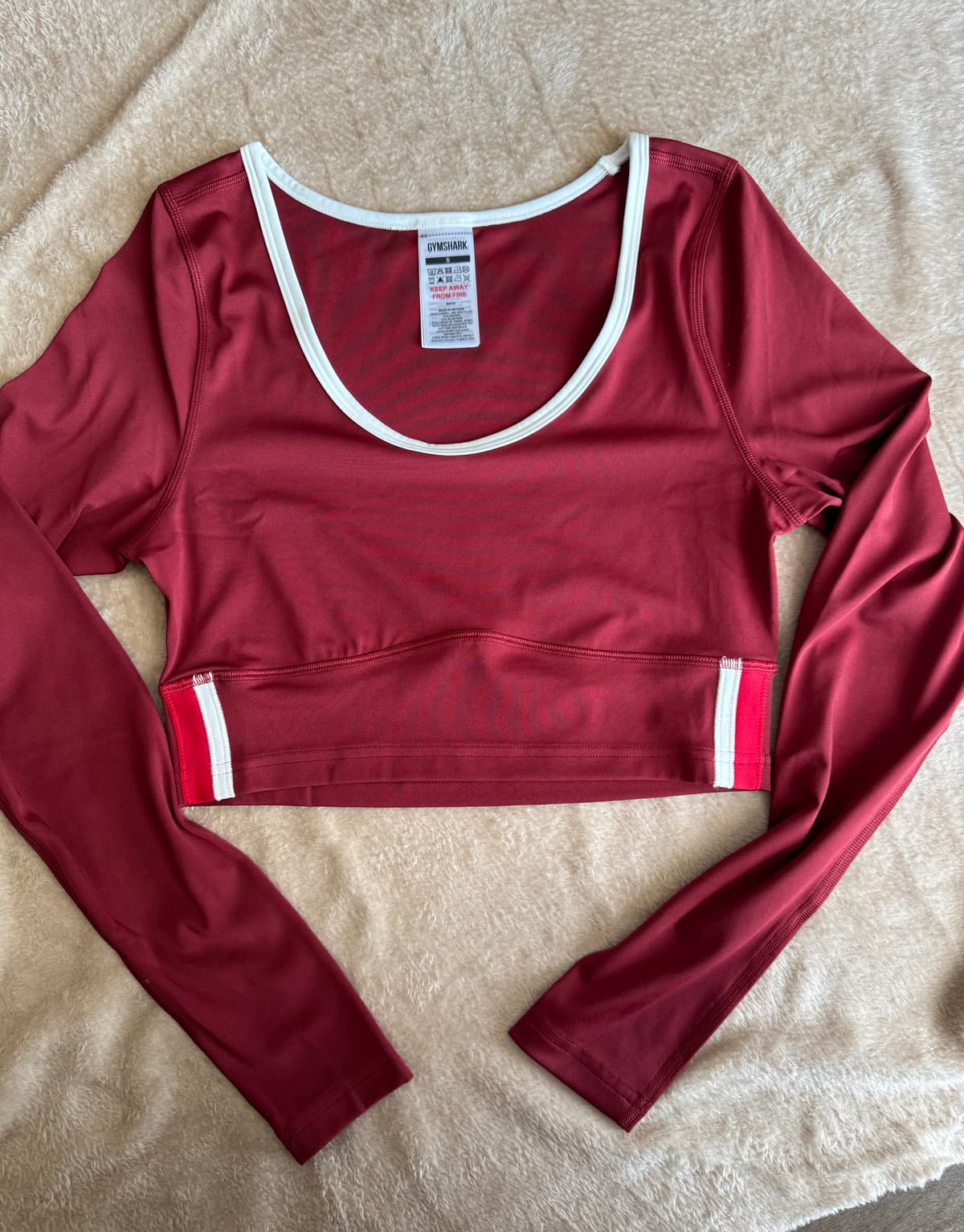 Piping Long Sleeve Crop Top